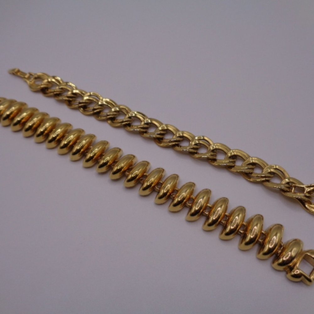 Monet@ lot of 2 braclets 7in